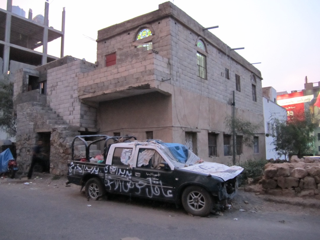 Façade de la maison de Yazid (2010), avec l'escalier d'accès à ma pièce.